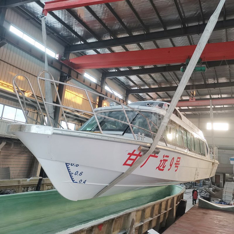廠家供應(yīng)玻璃鋼客船，巡邏艇，交通艇，公務(wù)接待艇，觀光艇，游艇